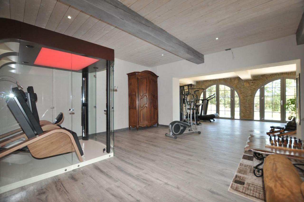 Le Mas Des Colombes Chambres D'Hotes B&B & Spa Oms Esterno foto